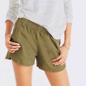 MADEWELL | Pull On Elastic Waist Shorts Curved Hem in Olive Green Sz. Small‎